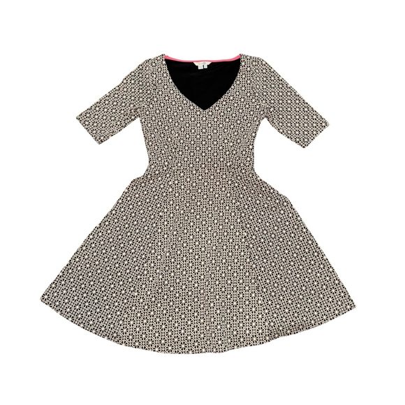 Boden Jacquarf Dress Size 6 Petite Black and White Patterned V-Neck 3/4 sleevel - Picture 5 of 10